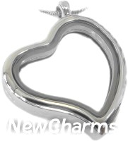 Curvy Heart Necklace